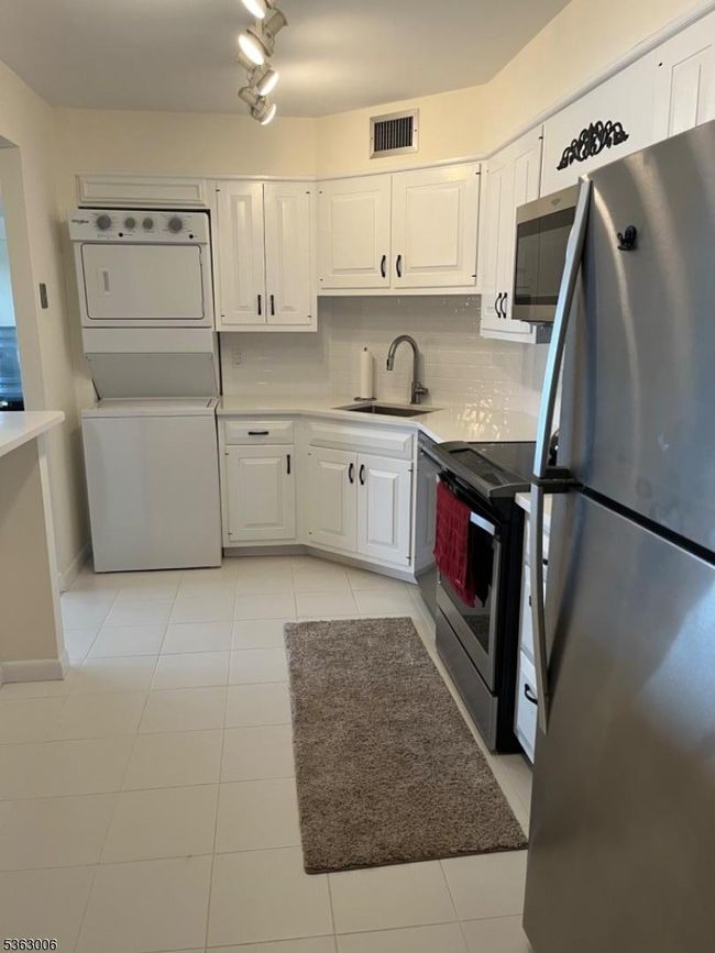 7 - 2 Claridge Dr, Townhouse with 1 bedrooms, 1 bathrooms and null parking in Verona NJ | Image 27