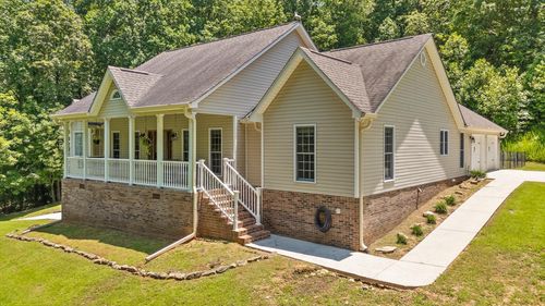 215 Virgil Thomas Dr, Kimball, TN, 37347-5464 | Card Image