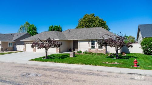 345 N Magnolia Pl, Middleton, ID, 83644-5374 | Card Image