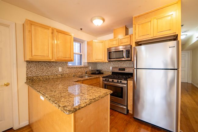 APT-3RD - 540 29 Th St, Condo with 2 bedrooms, 2 bathrooms and null parking in Union City NJ | Image 4