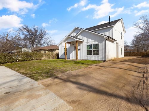 3517 Mission St, Fort Worth, TX, 76109-3052 | Card Image