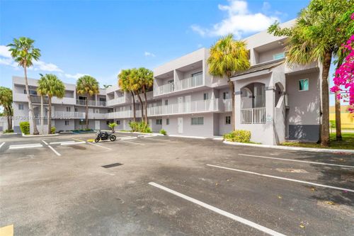 apt-106-2660 W 76th St, Hialeah, FL, 33016-5627 | Card Image