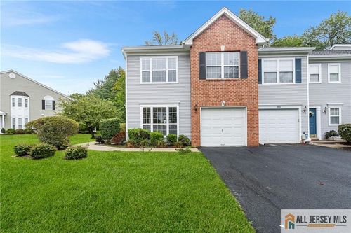 204 Waldorf Dr, Princeton, NJ, 08540-9005 | Card Image
