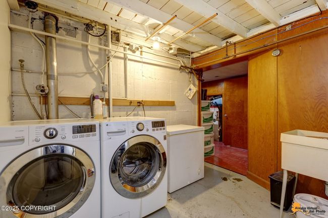 Laundry | Image 31