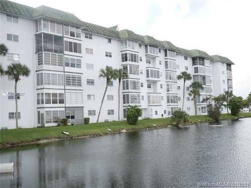 apt-303-4751 Nw 21st St, Lauderhill, FL, 33313-3504 | Card Image