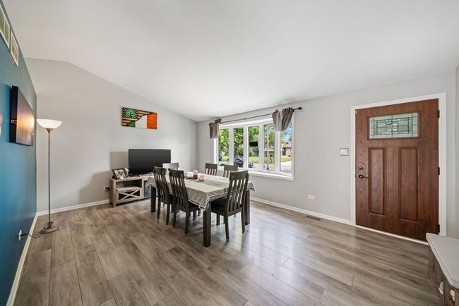 2113 Lolo Pass Dr, House other with 4 bedrooms, 2 bathrooms and 6 parking in Plainfield IL | Image 5
