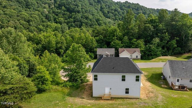 215 Brighton Pl, House other with 3 bedrooms, 3 bathrooms and null parking in Bristol TN | Image 10