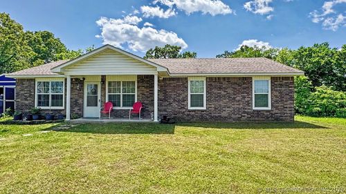 83248 S 4670 Rd, Stilwell, OK, 74960-3850 | Card Image