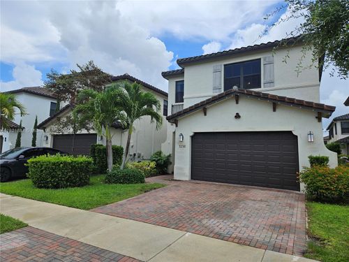 3238 W 96th Pl, Hialeah, FL, 33018-2039 | Card Image