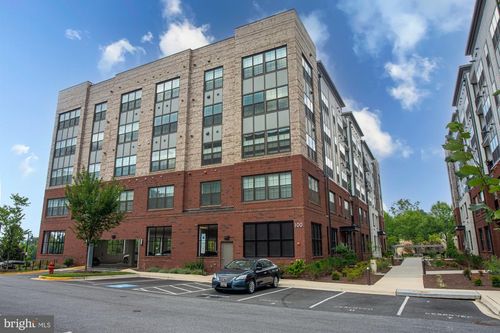 apt-205-100 Saint Ives Pl, OXON HILL, MD, 20745-1423 | Card Image