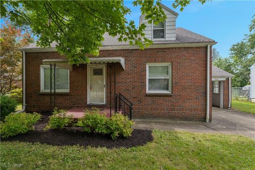 2339 Renwick Dr, Poland, OH, 44514-1580 | Card Image