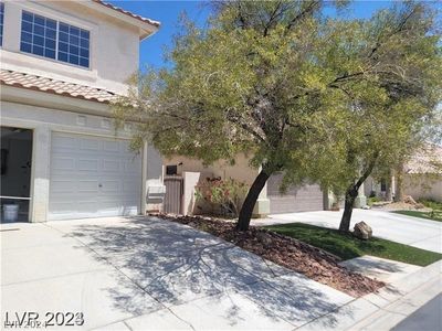 9758 Camino Capistrano Lane, House other with 5 bedrooms, 3 bathrooms and null parking in Las Vegas NV | Image 3