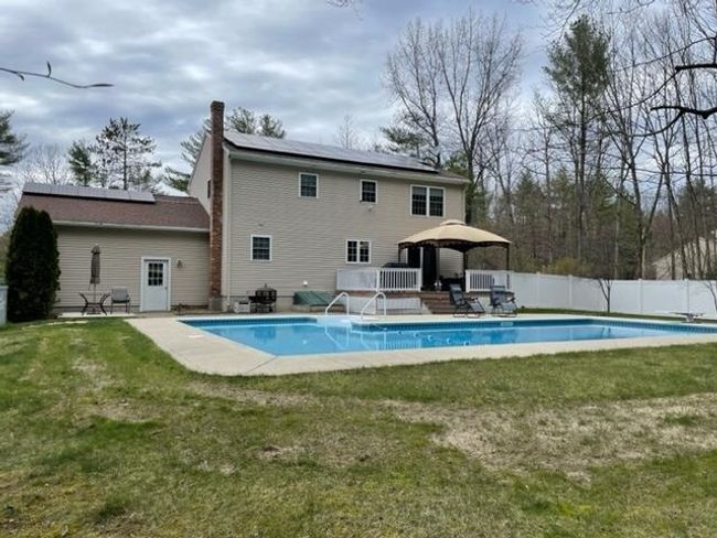 50 Meadow Ln, House other with 3 bedrooms, 3 bathrooms and null parking in Rochester NH | Image 36