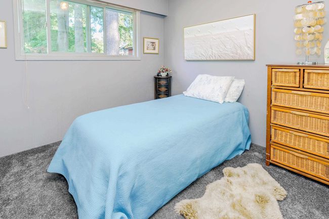 12730 226 St, House other with 3 bedrooms, 1 bathrooms and 4 parking in Maple Ridge BC | Image 24