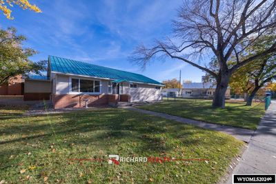 1400 Circle Road, House other with 5 bedrooms, 2 bathrooms and null parking in Worland WY | Image 3