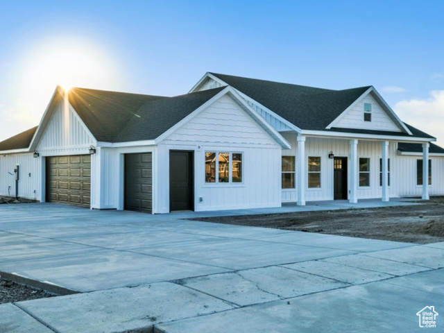 100 , Hyde Park, UT 84318