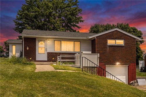 203 Burch Dr, Coraopolis, PA, 15108-3113 | Card Image