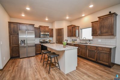 5412 Bahnson Ave, House other with 3 bedrooms, 2 bathrooms and null parking in Sioux Falls SD | Image 2