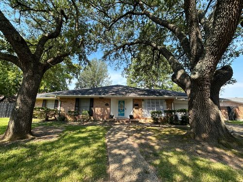 2407 N Waverly Dr, Bossier City, LA, 71111-2436 | Card Image