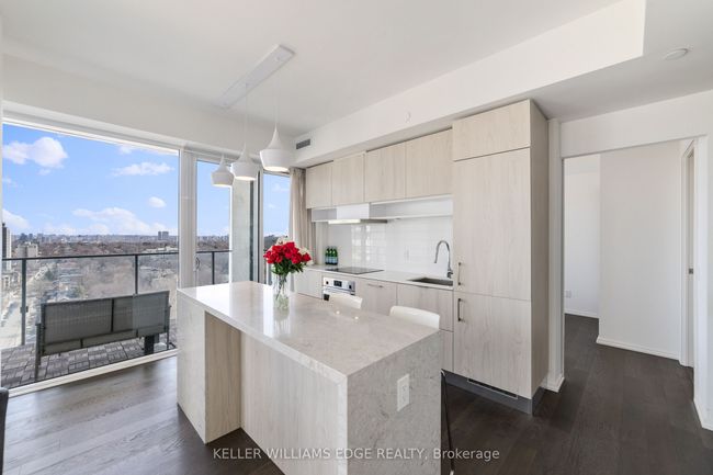 2107 - 5 Soudan Ave, Condo with 2 bedrooms, 2 bathrooms and null parking in Toronto ON | Image 14