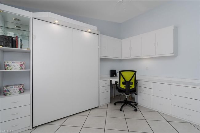 APT-16 - 6660 Beach Resort Dr, Condo with 2 bedrooms, 2 bathrooms and 1 parking in NAPLES FL | Image 25