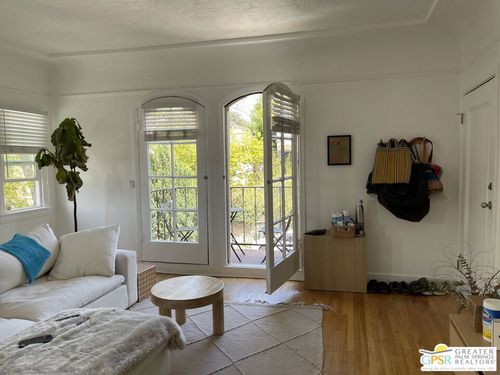 apt-6-739 N Occidental Blvd, Los Angeles, CA, 90026-3746 | Card Image