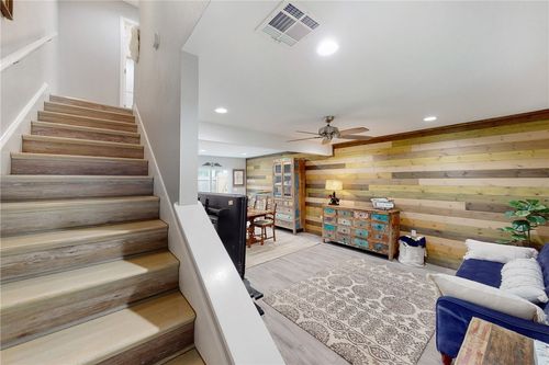 2-513 Boyett St, College Station, TX, 77840-7621 | Card Image