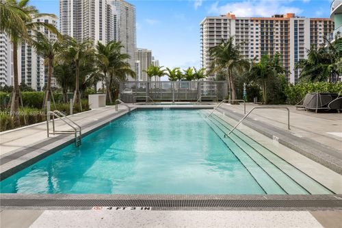 502-17550 Collins Ave, Sunny Isles Beach, FL, 33160-2867 | Card Image