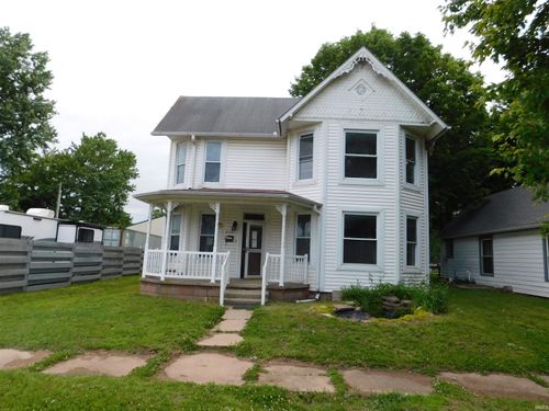 220 S Jefferson St, Worthington, IN, 47471-1630 | Card Image