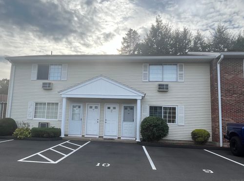 apt-9-22 Lisa Ct, Waterbury, CT, 06704-1251 | Card Image