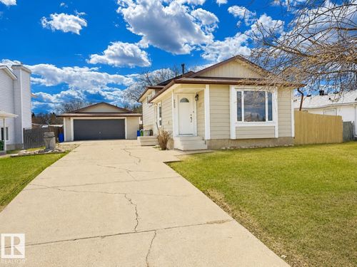 9009 102 Ave, Morinville, AB, T8R1B5 | Card Image
