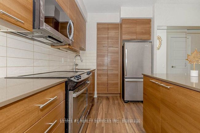807 - 15 Viking Lane, Condo with 3 bedrooms, 2 bathrooms and null parking in Etobicoke ON | Image 10