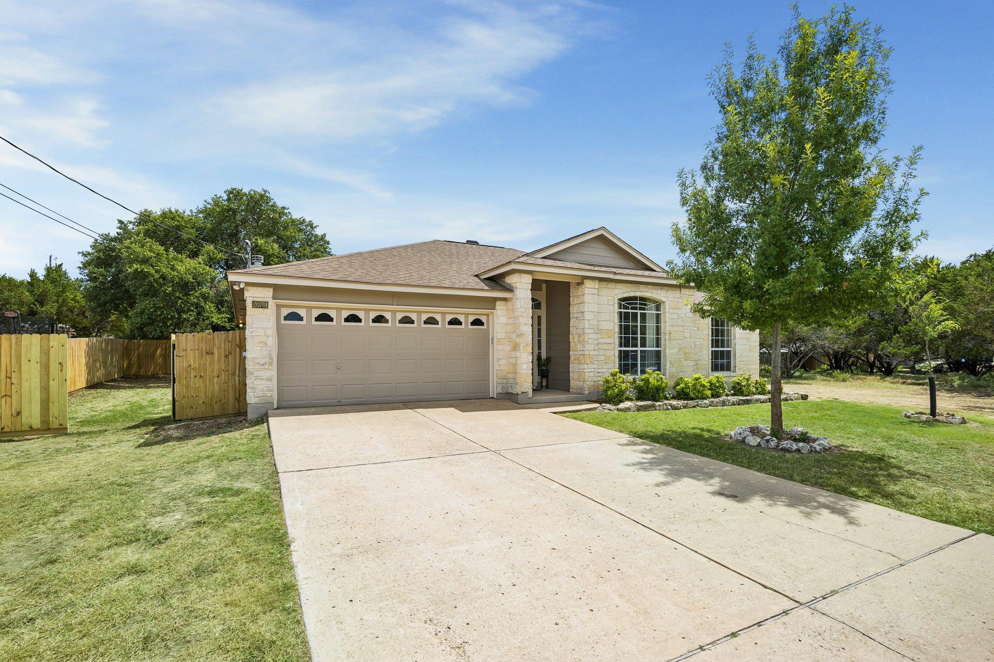 Residential in Lago Vista 2