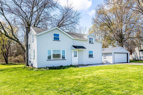 8575 W Ridge Rd, Brockport, NY, 14420-9332 | Card Image