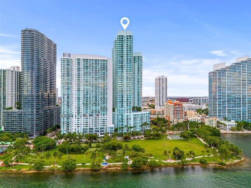 4018-1900 N Bayshore Dr, Miami, FL, 33132-3022 | Card Image