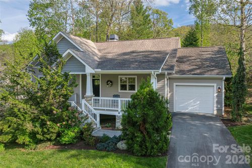 22 Sparkle Dun Dr, Biltmore Lake, NC, 28715-7902 | Card Image