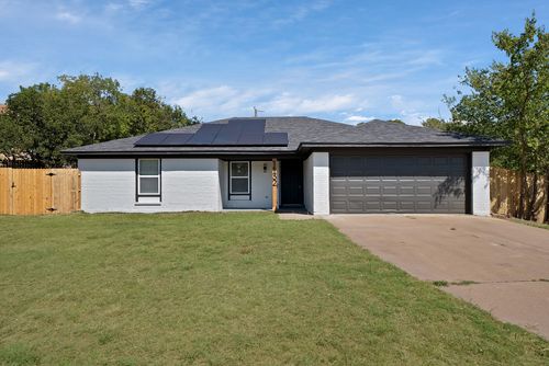 1132 Judy Ave, Benbrook, TX, 76126-3449 | Card Image