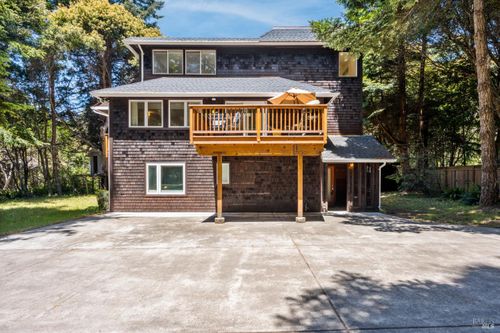 32851 Leofs Ln, Fort Bragg, CA, 95437-8343 | Card Image