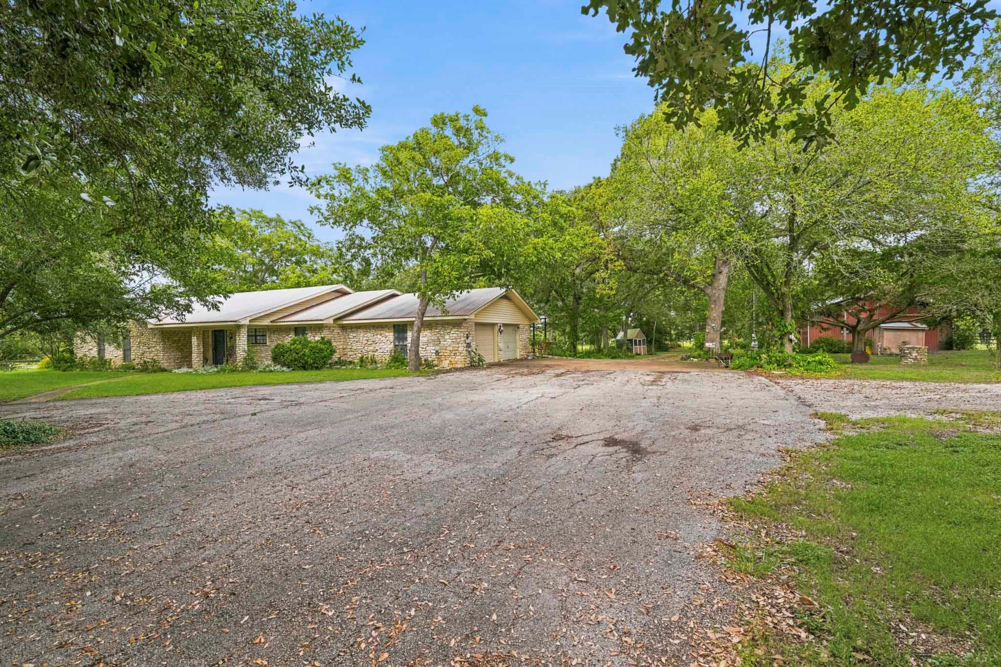 Farm in Hallettsville 2