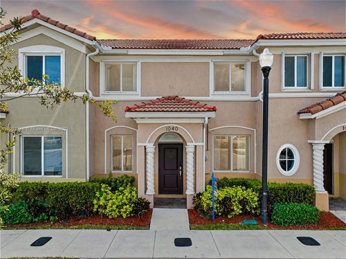 1040 Se 24th Ave, Homestead, FL, 33035-2140 | Card Image