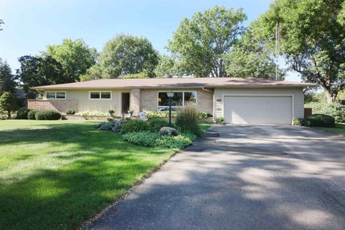1326 W 5th St, Spencer, IA, 51301-3029 | Card Image
