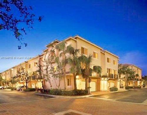 apt-714-2027 Se 10th Ave, Fort Lauderdale, FL, 33316-4520 | Card Image