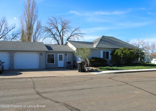 311 2nd Ave Nw, Killdeer, ND, 58640-4108 | Card Image