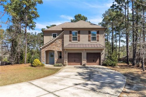 76 Slate Dr, Spring Lake, NC, 28390-6016 | Card Image
