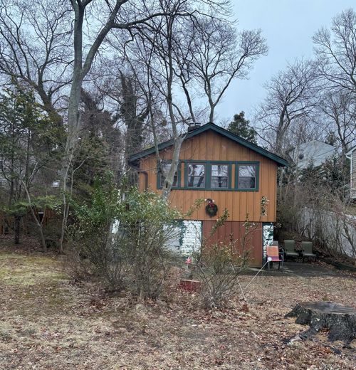 40 Hawthorne Rd, Rocky Point, NY, 11778-8719 | Card Image