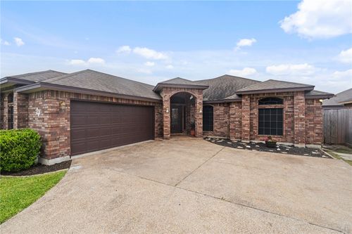 6913 Round Table St, Corpus Christi, TX, 78414-6325 | Card Image