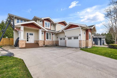 1012 Condor Pl, Squamish, BC, V8B0P4 | Card Image