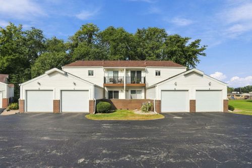 c-3930 38th St, Rock Island, IL, 61201-7091 | Card Image