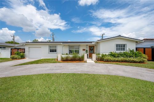 9441 Sw 52nd Ter, Miami, FL, 33165-6407 | Card Image