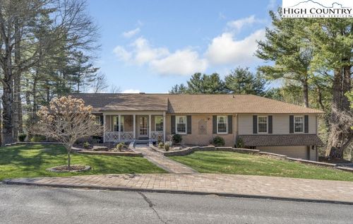 369 Blairmont Dr, Boone, NC, 28607-8714 | Card Image